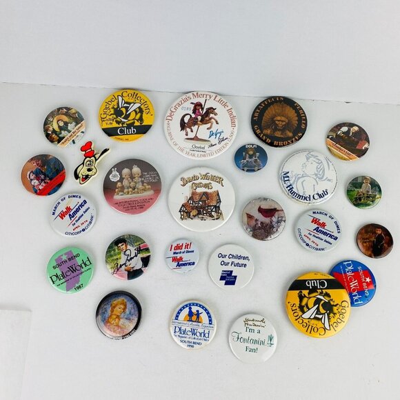 Collectible Artists Round Pins Pinbacks From Event Shows Some Signed Lot - Picture 2 of 16